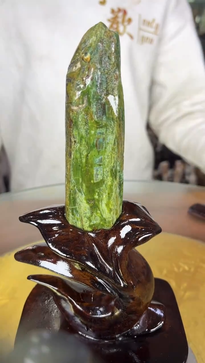 未镶嵌珠宝奇石硅化玉玉**奇缅甸天然树化玉摆件