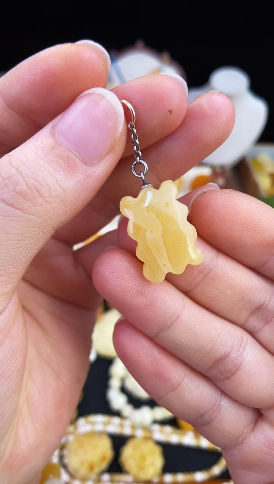 琥珀未镶嵌珠宝奇石柒月