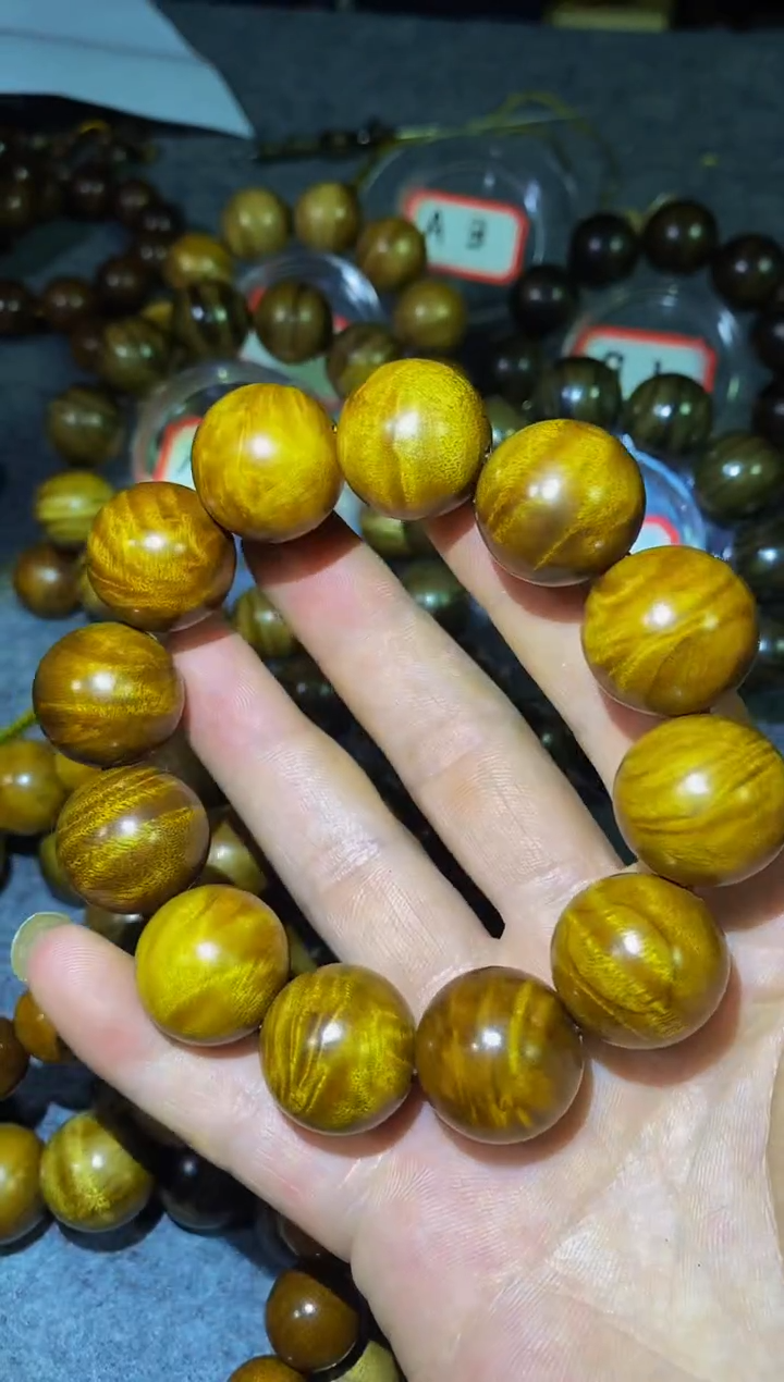 【闪购商品】金丝楠木雕【楠帝】小叶桢楠枯木老黄料闪电龙胆20