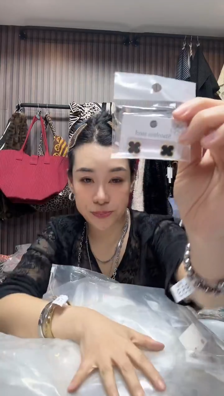 亚麻芳姐孤品福利F72