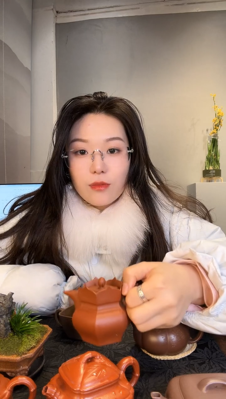 【闪购商品】紫砂茶壶僧帽 朱泥130