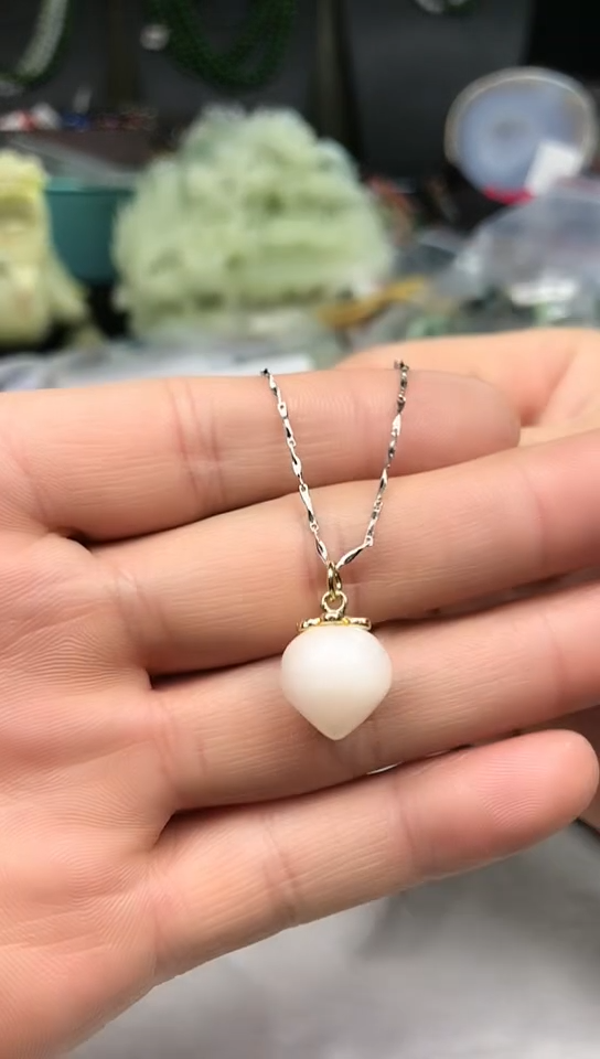 【闪购商品】玛瑙/玉髓吊坠(赠链)银S925镶嵌寿桃