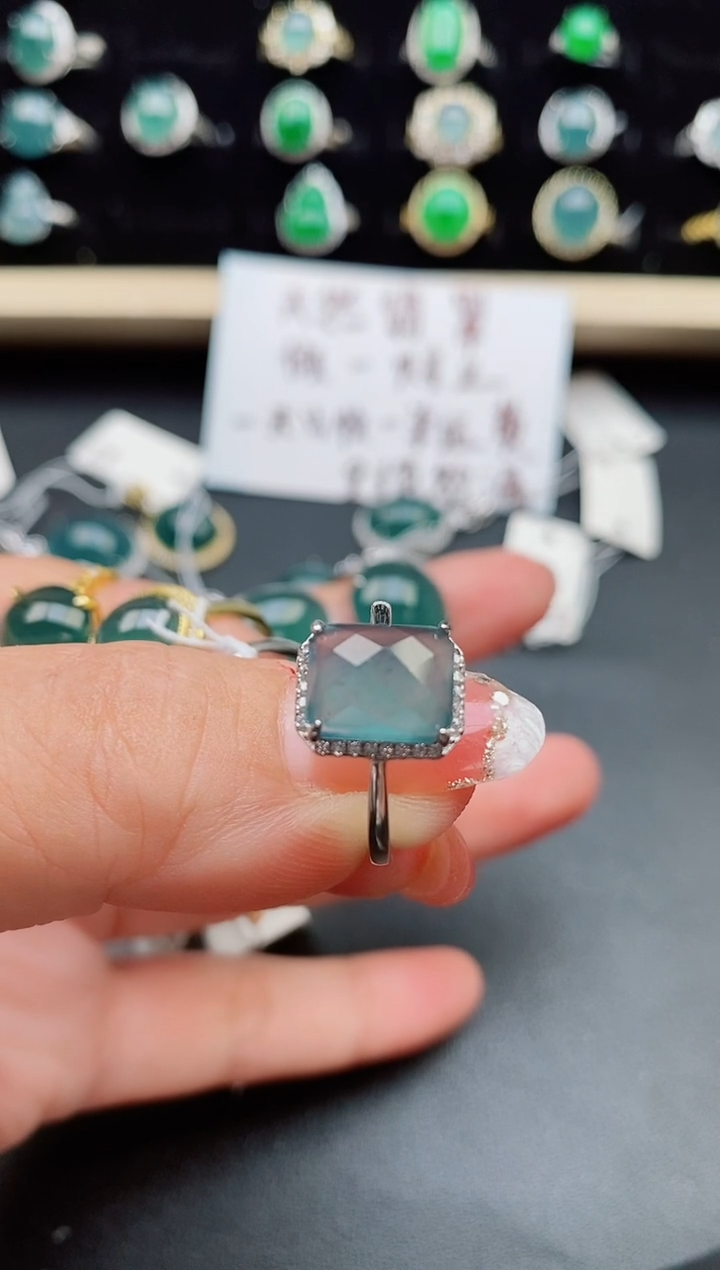 【闪购商品】翡翠戒指银S925镶嵌08000