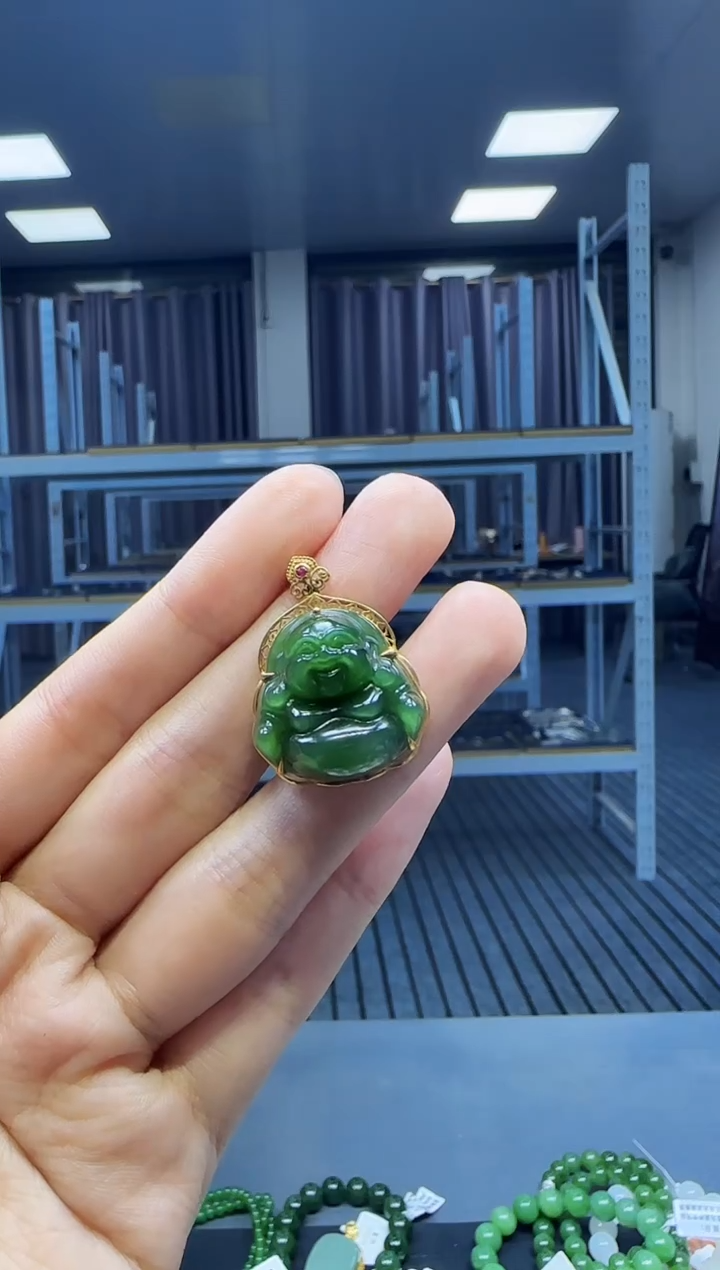 和田玉18K金镶嵌挂件1