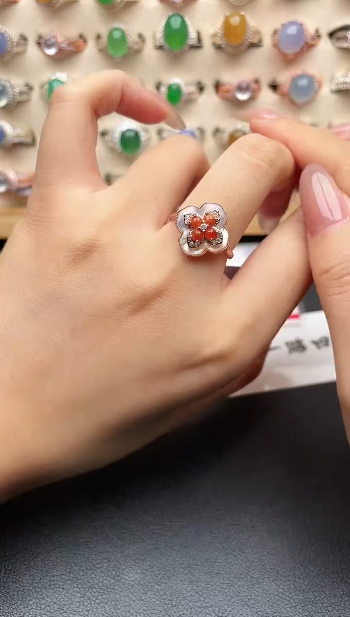 银S925镶嵌戒指翡翠一物一证一礼盒