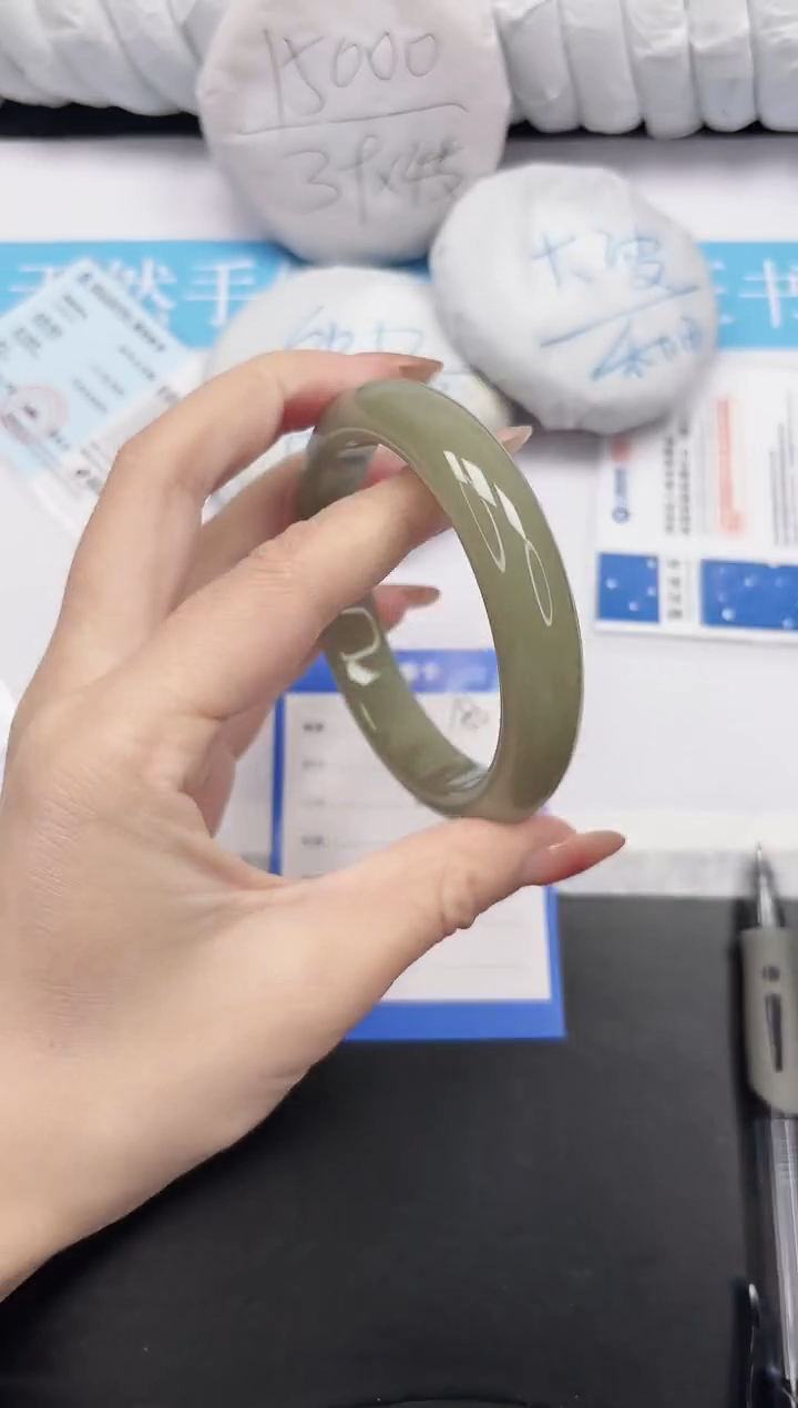 未镶嵌手镯石英质玉180-62.5DKDK