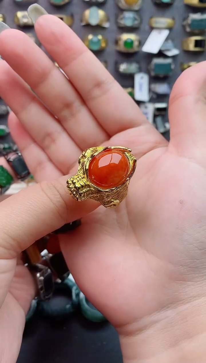 未镶嵌戒指翡翠楠*?天然翡翠男戒