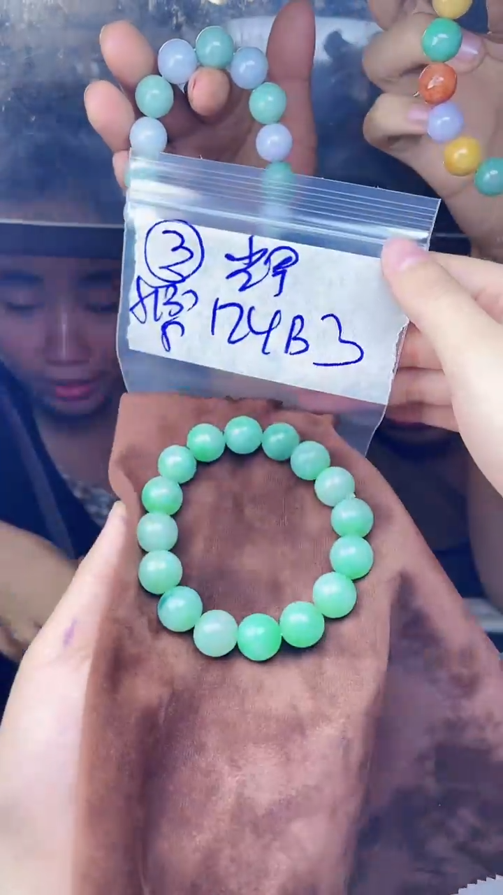 【闪购商品】定制翡翠未镶嵌珠串
