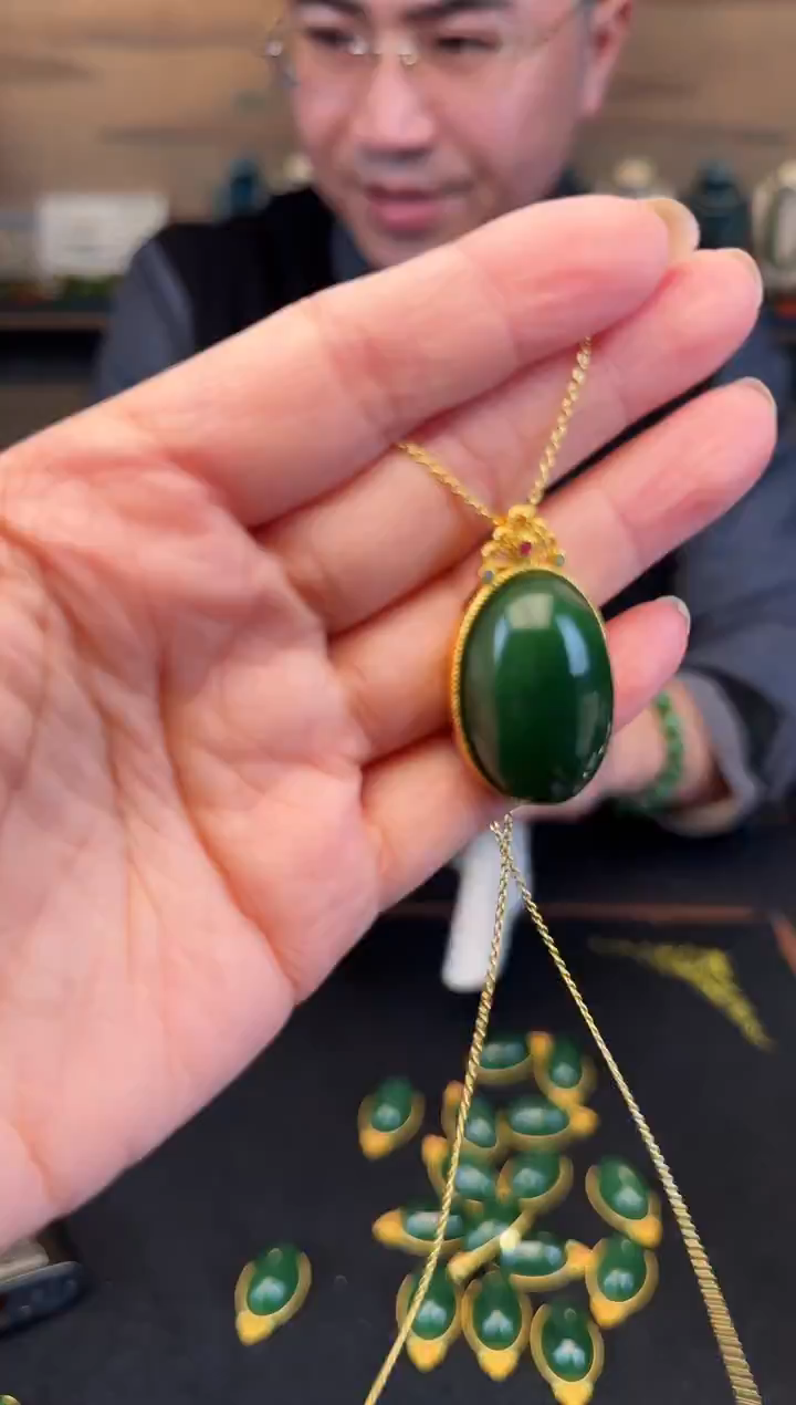 颈饰未镶嵌和田玉鸽子蛋3.0（多样性发一件）