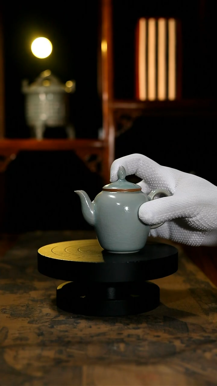 【闪购商品】壶复烧官窑青釉帝姬壶