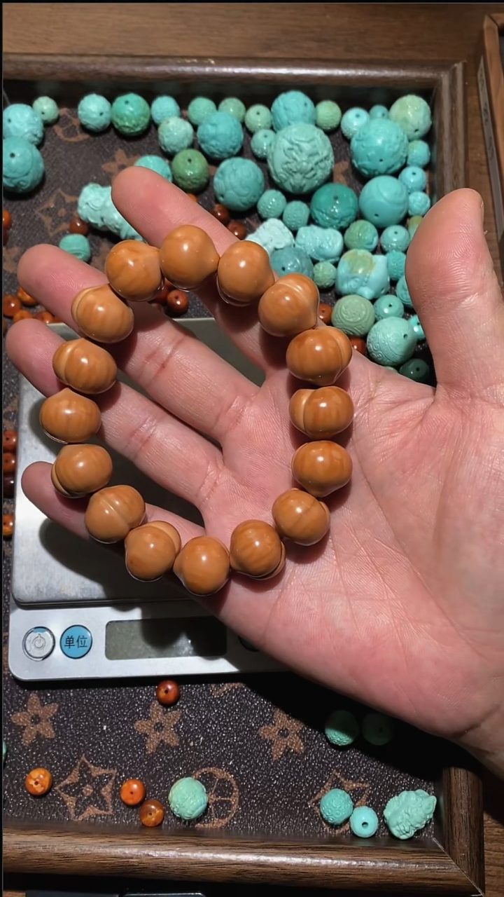 吊坠猴头核桃100屁桃