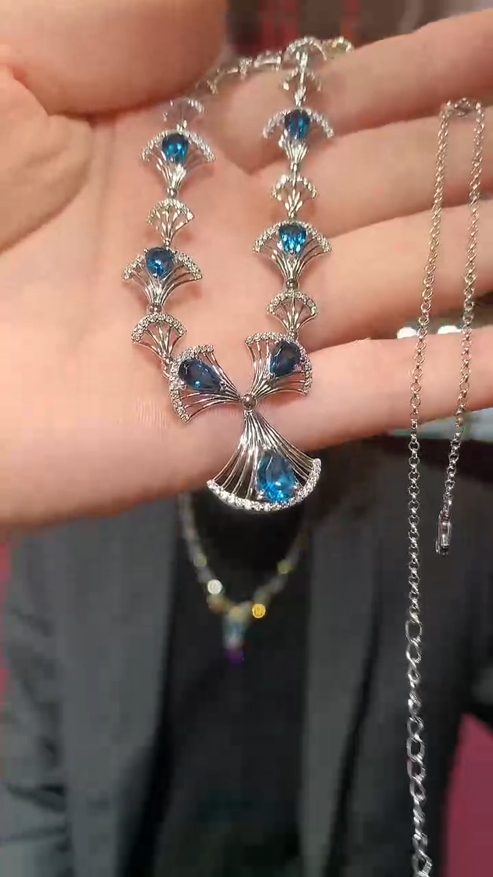 银S925镶嵌颈饰托帕石【宝石世家严选】