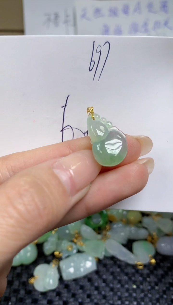 【闪购商品】翡翠颈饰18K金镶嵌天然缅甸A货翡翠