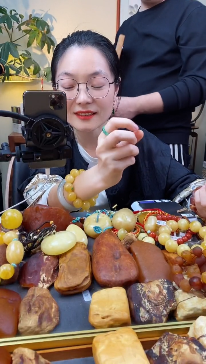 【闪购商品】琥珀颈饰未镶嵌吊坠