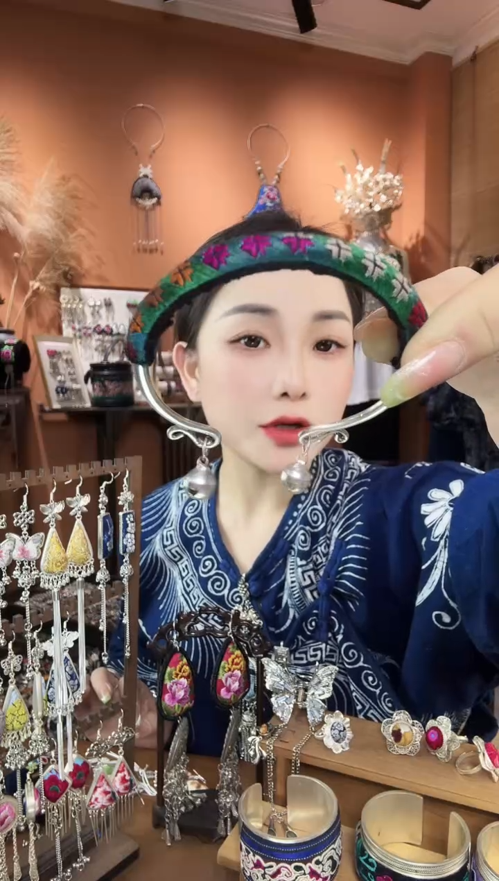 刺绣纯手工民族风手镯