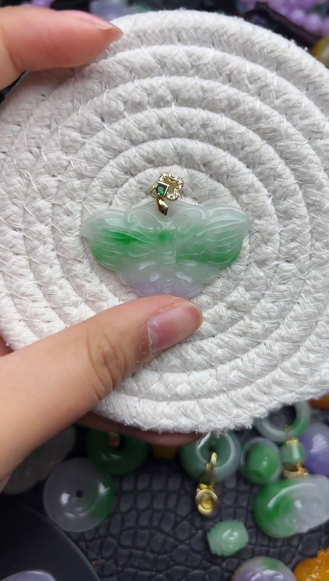 颈饰未镶嵌翡翠缅甸翡翠吊坠