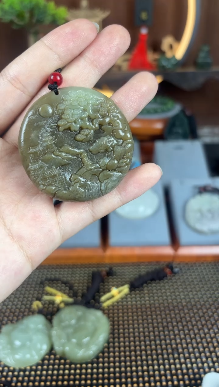 【闪购商品】和田玉颈饰未镶嵌1