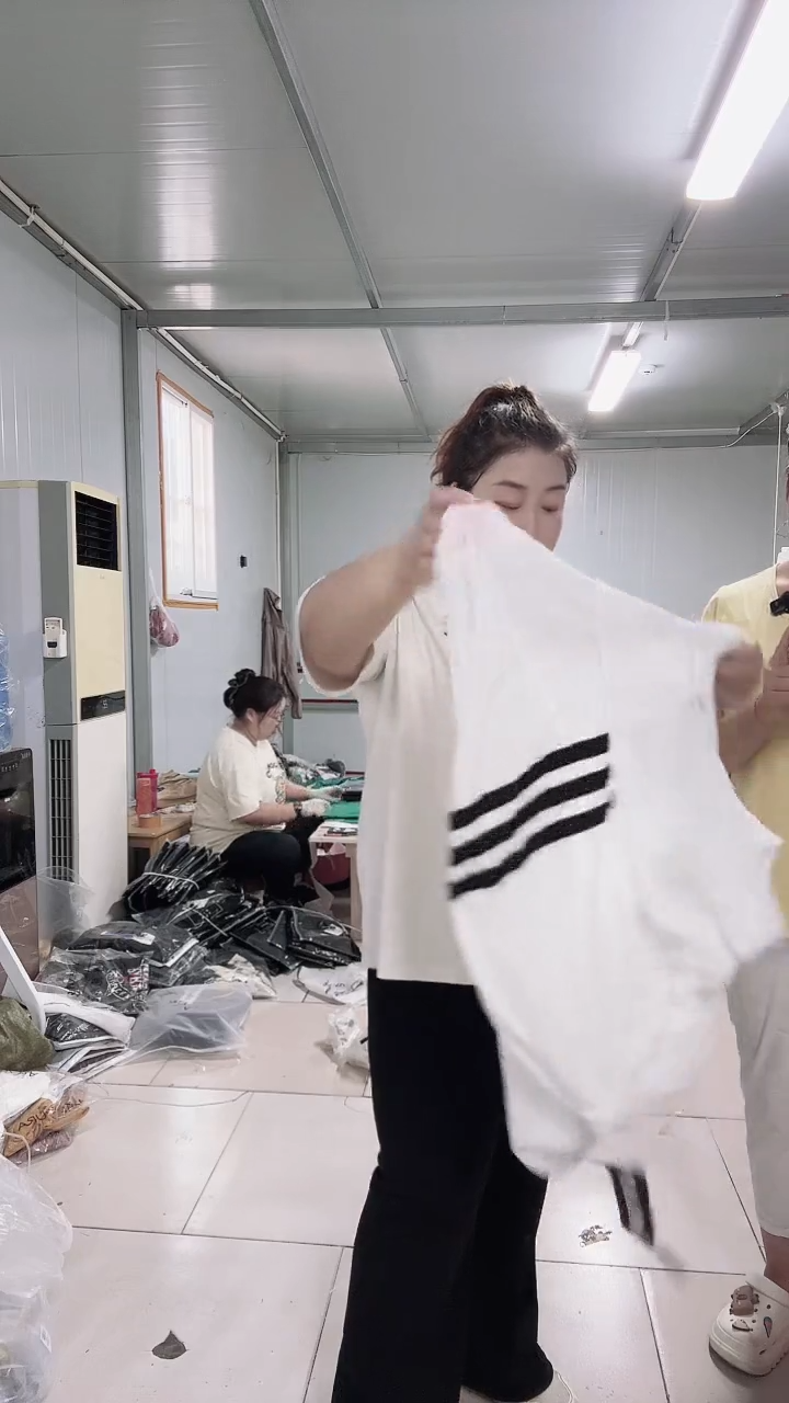 仓库单件商品，听讲解体重
