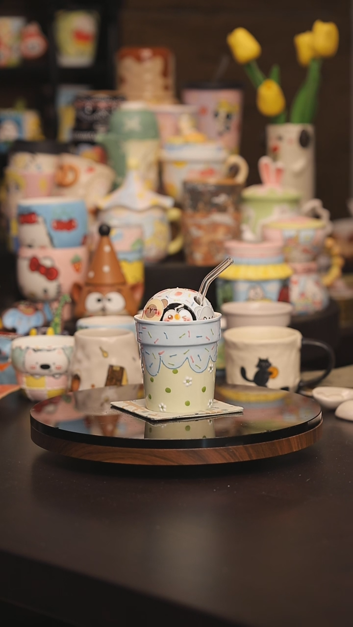 景德镇釉下彩绘设计师款式陶瓷