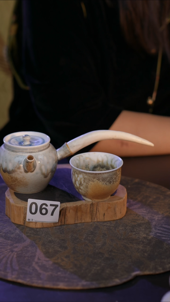 067直播间闪购孤品茶器