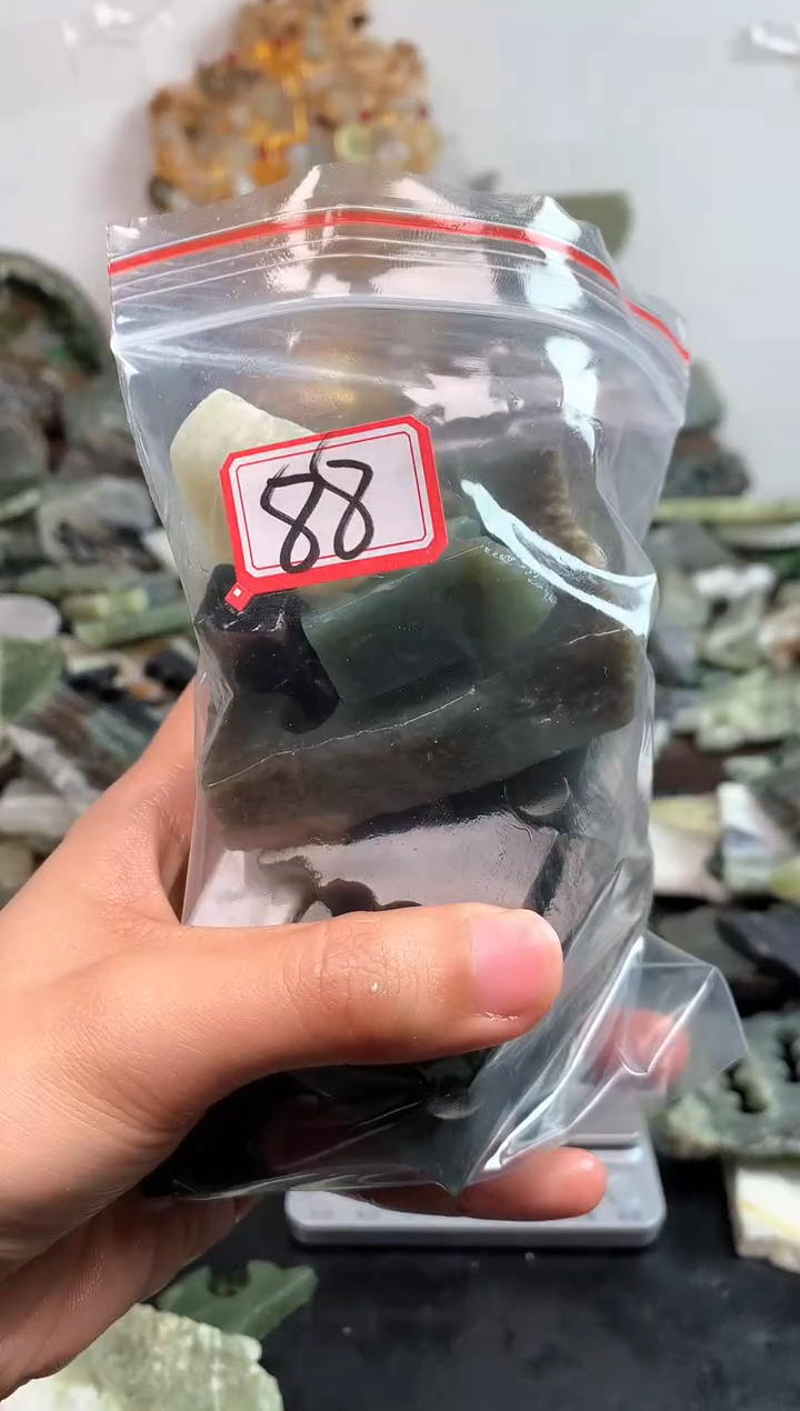 未镶嵌和田玉摆件88