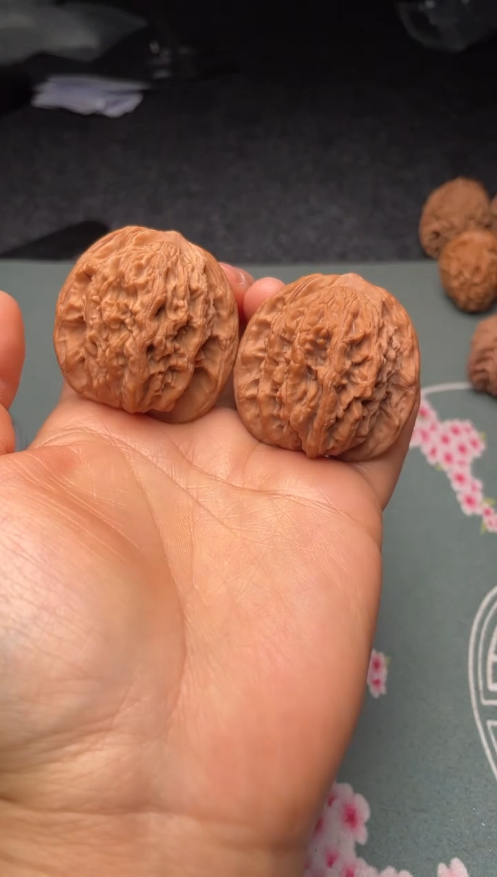 把件文玩核桃w320  麦虎 41尺