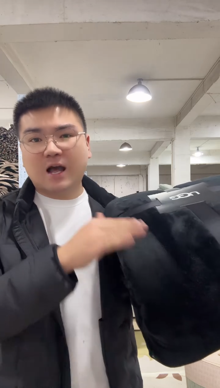 法兰绒200*230 黑灰色