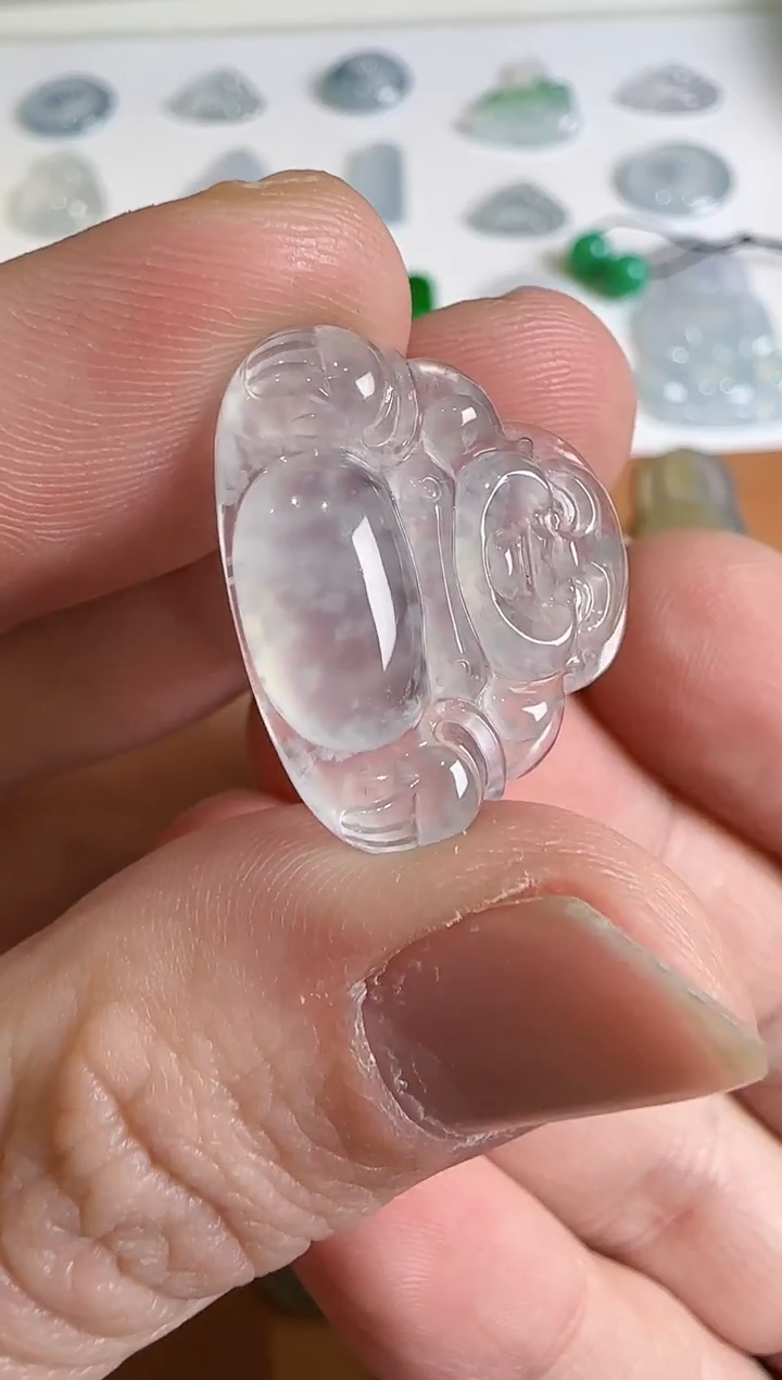 吊坠(不含链)未镶嵌翡翠.