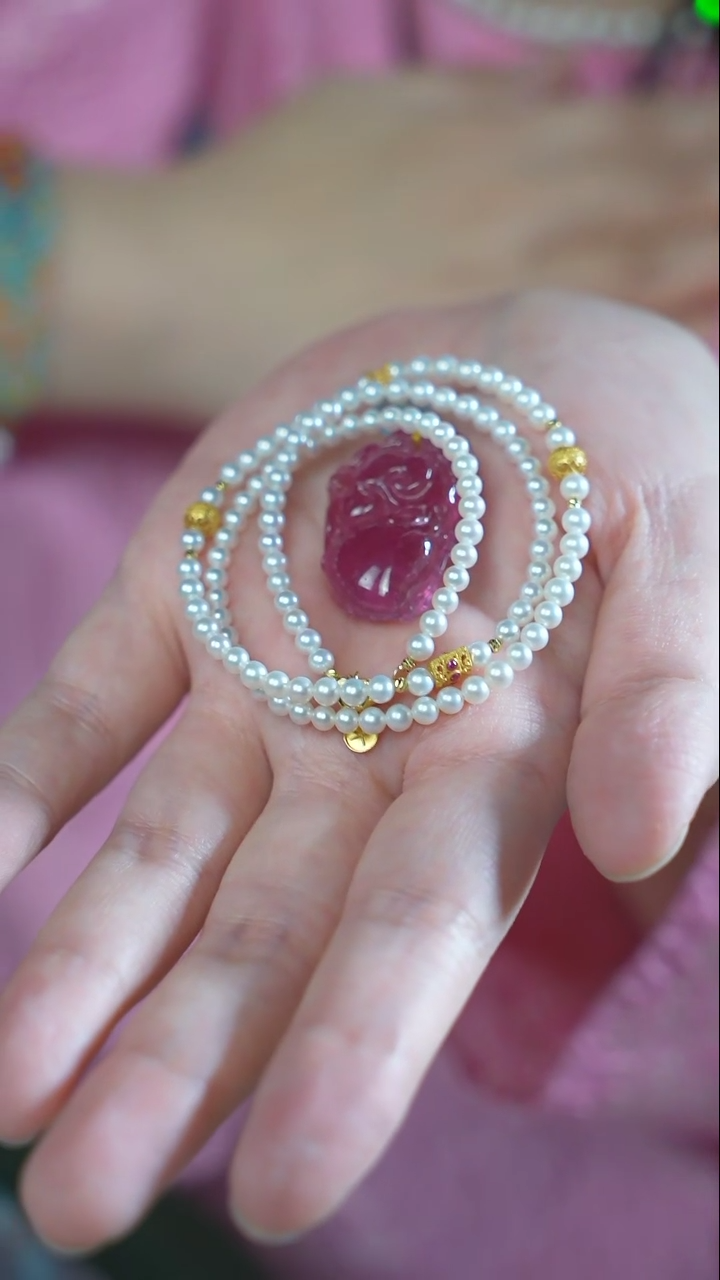 【闪购商品】碧玺项链18K金镶嵌AA/寿桃碧玺吊坠项链