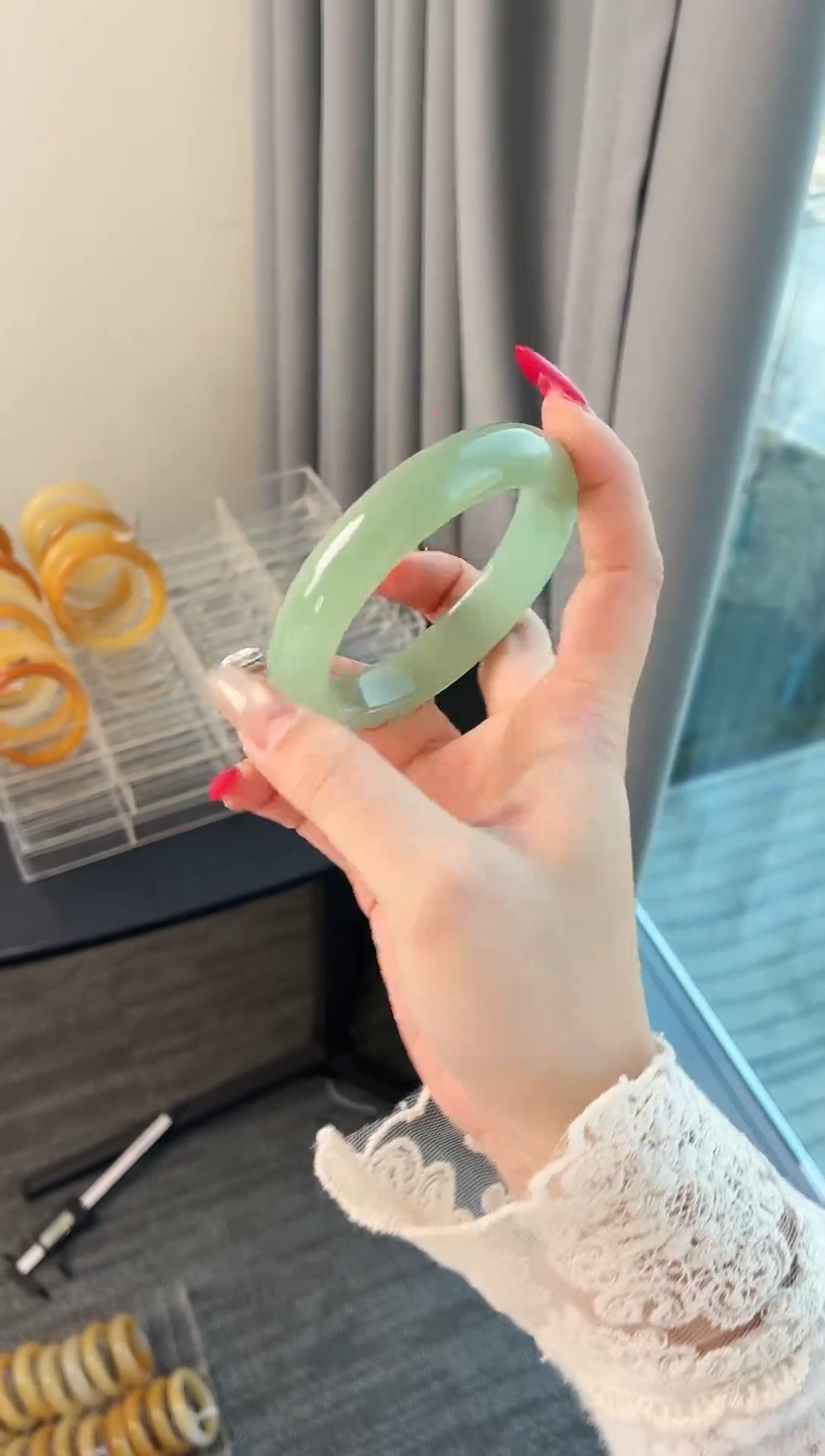 未镶嵌手镯石英质玉17.58