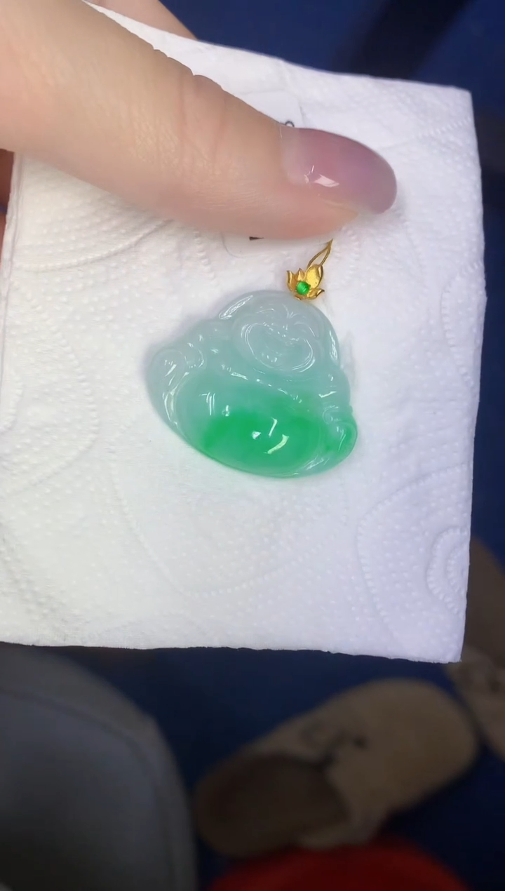 颈饰18K金镶嵌翡翠缅甸天然翡翠A货