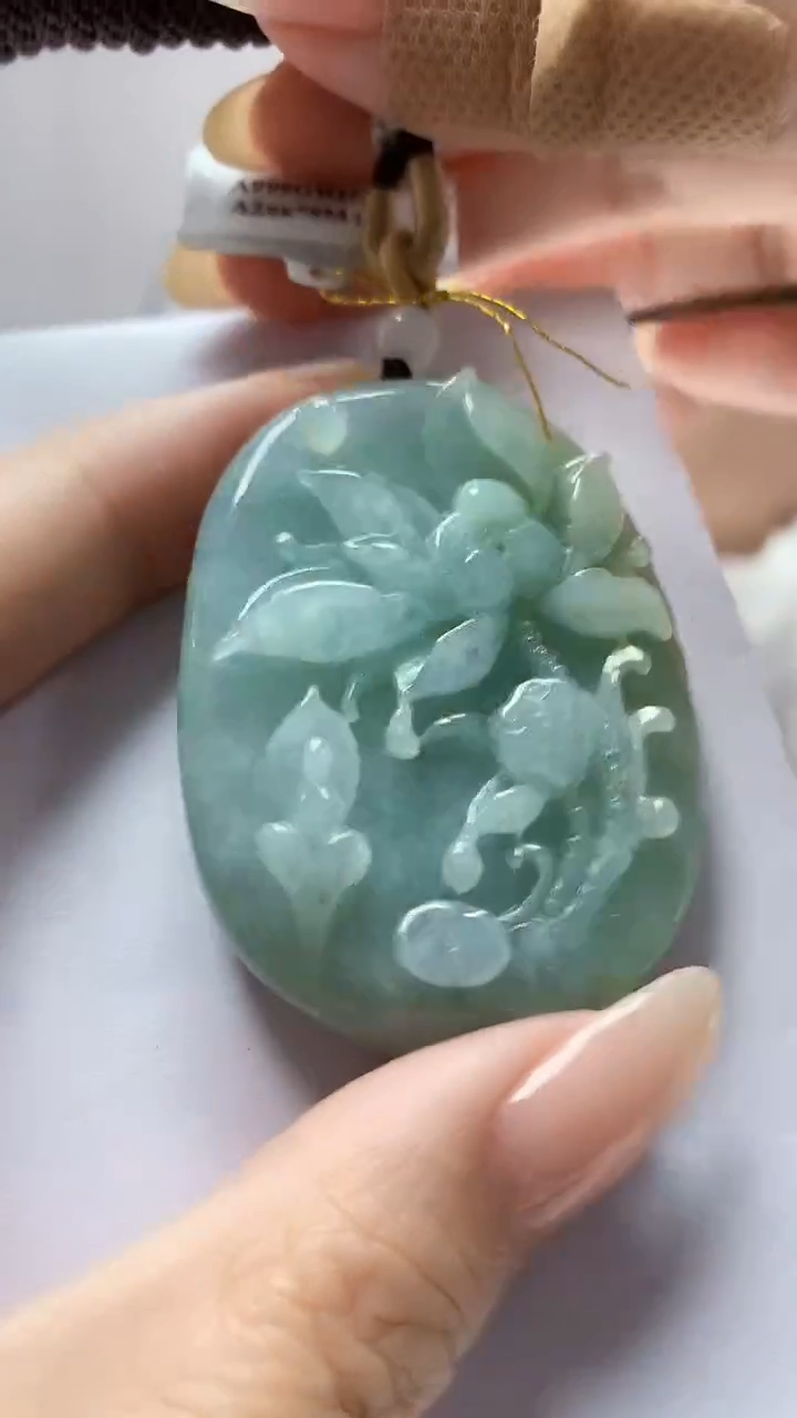【闪购商品】定制翡翠未镶嵌4868DD-毛货挂件49