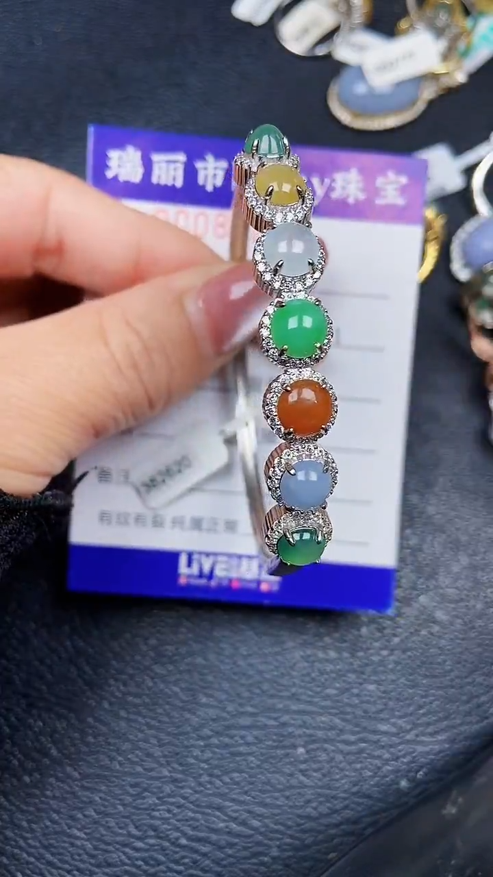 颈饰银S925镶嵌翡翠8028