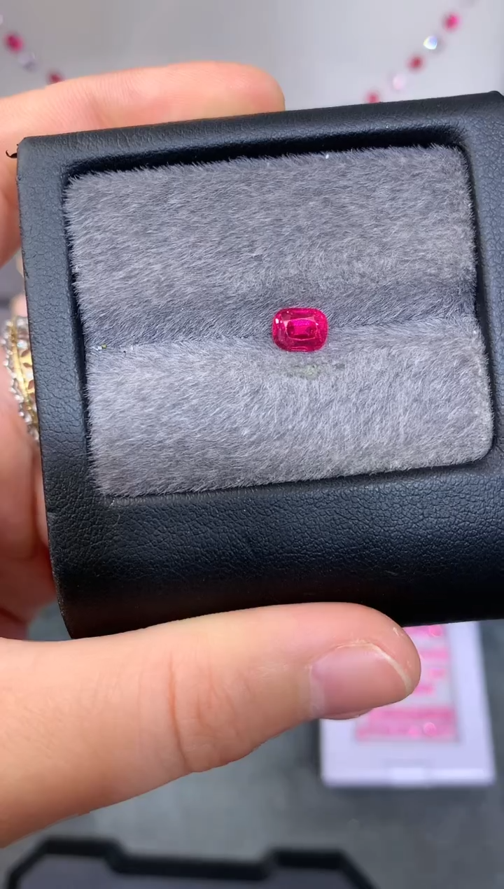 【闪购商品】定制尖晶石裸石未镶嵌枕型 绝地 1.21ct