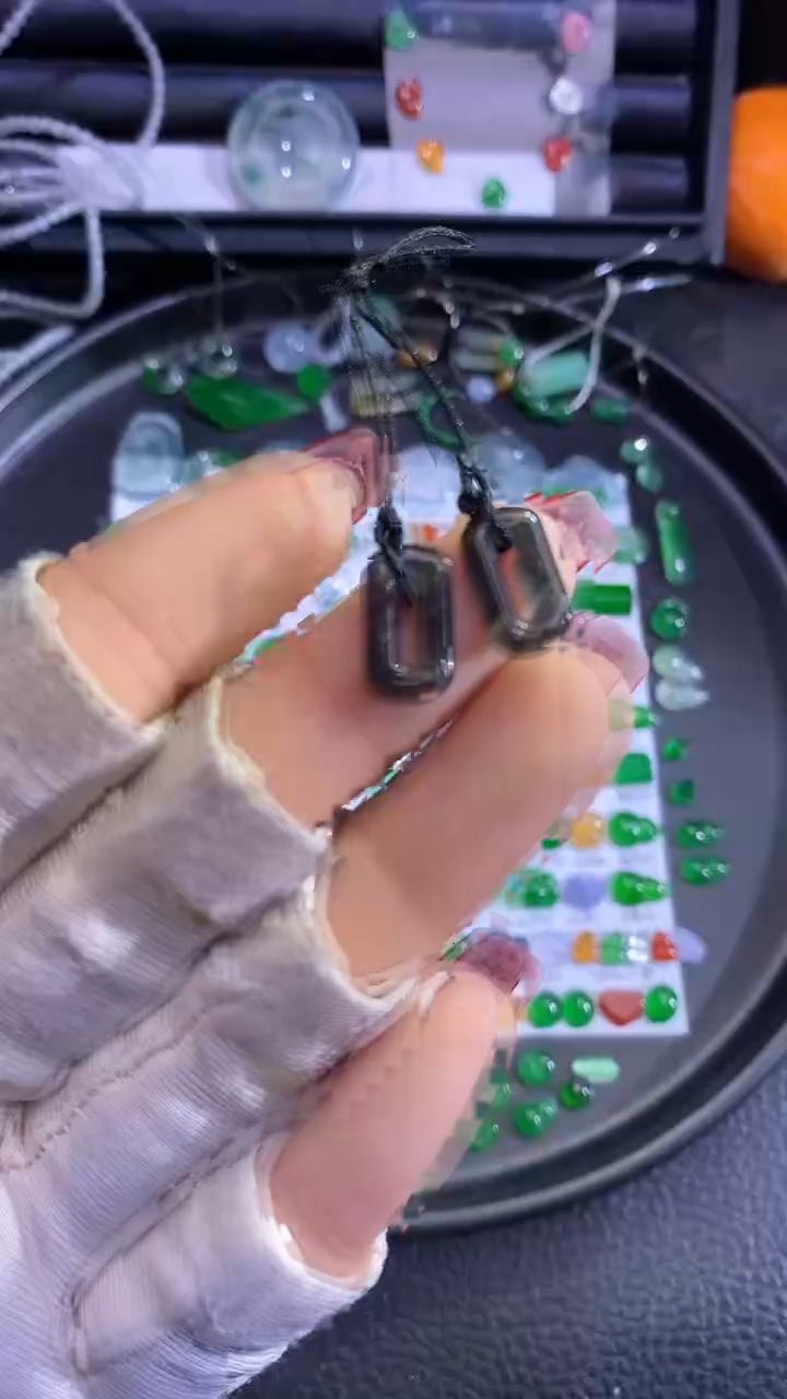 未镶嵌挂件翡翠扣子