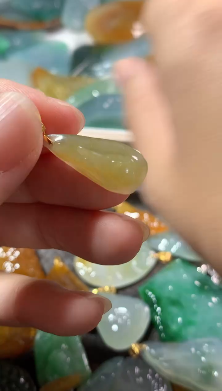 【闪购商品】翡翠18K金镶嵌吊坠(不含链)吊坠