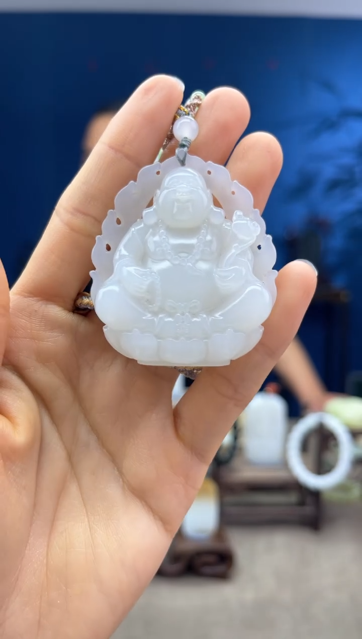 和田玉未镶嵌颈饰1