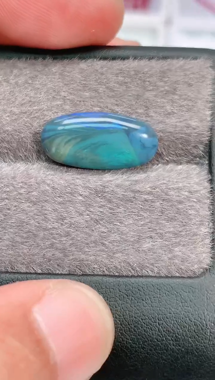 未镶嵌欧泊裸石5.26-天然欧泊