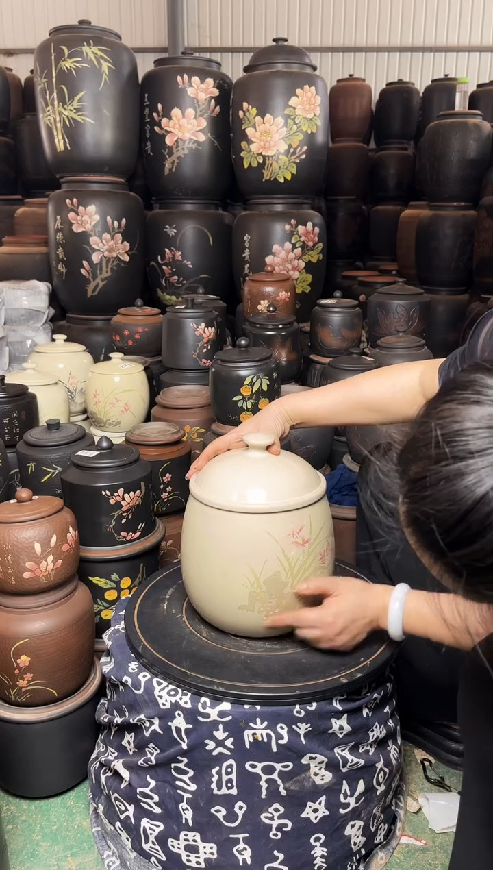 【闪购商品】壶瑕疵茶叶罐 白泥大龙蛋 561