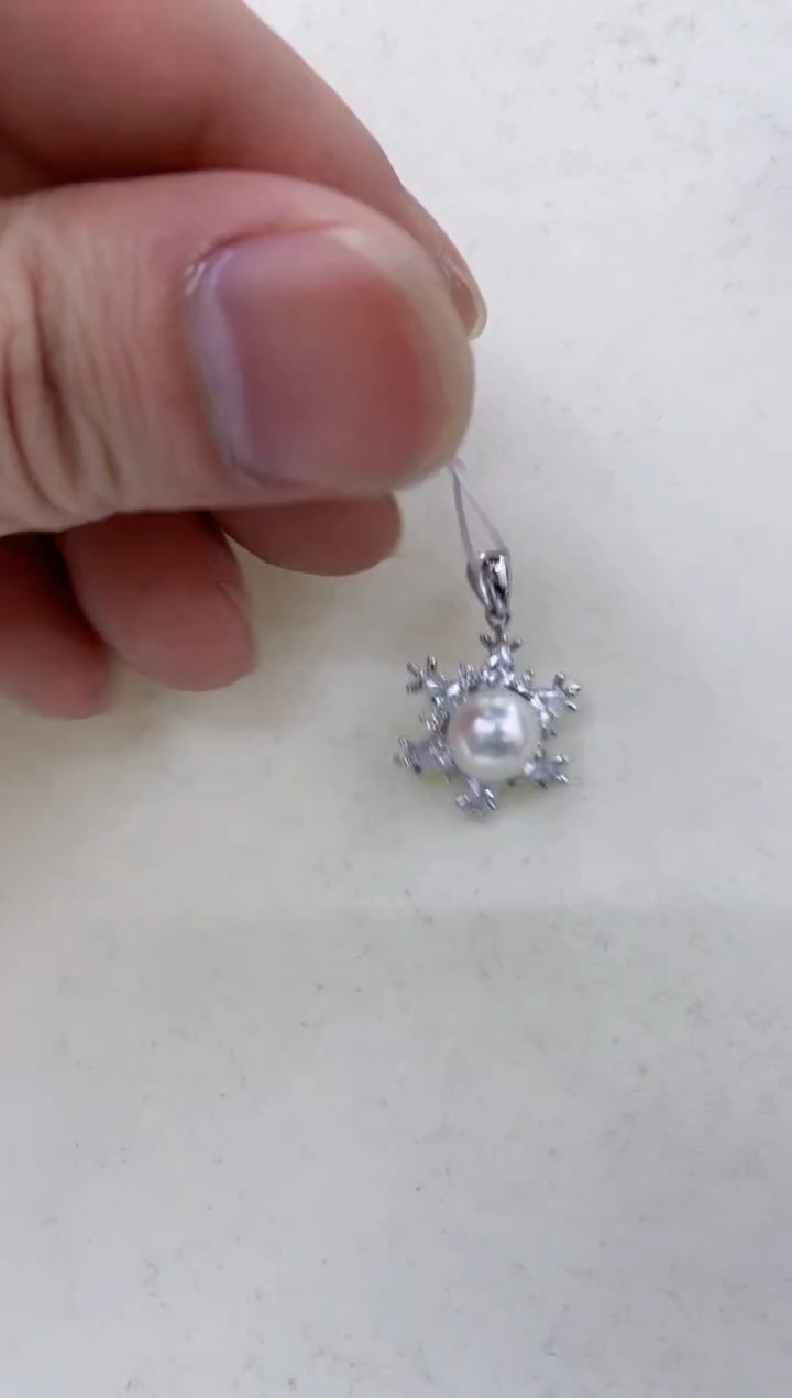 颈饰银S925镶嵌海水珍珠 