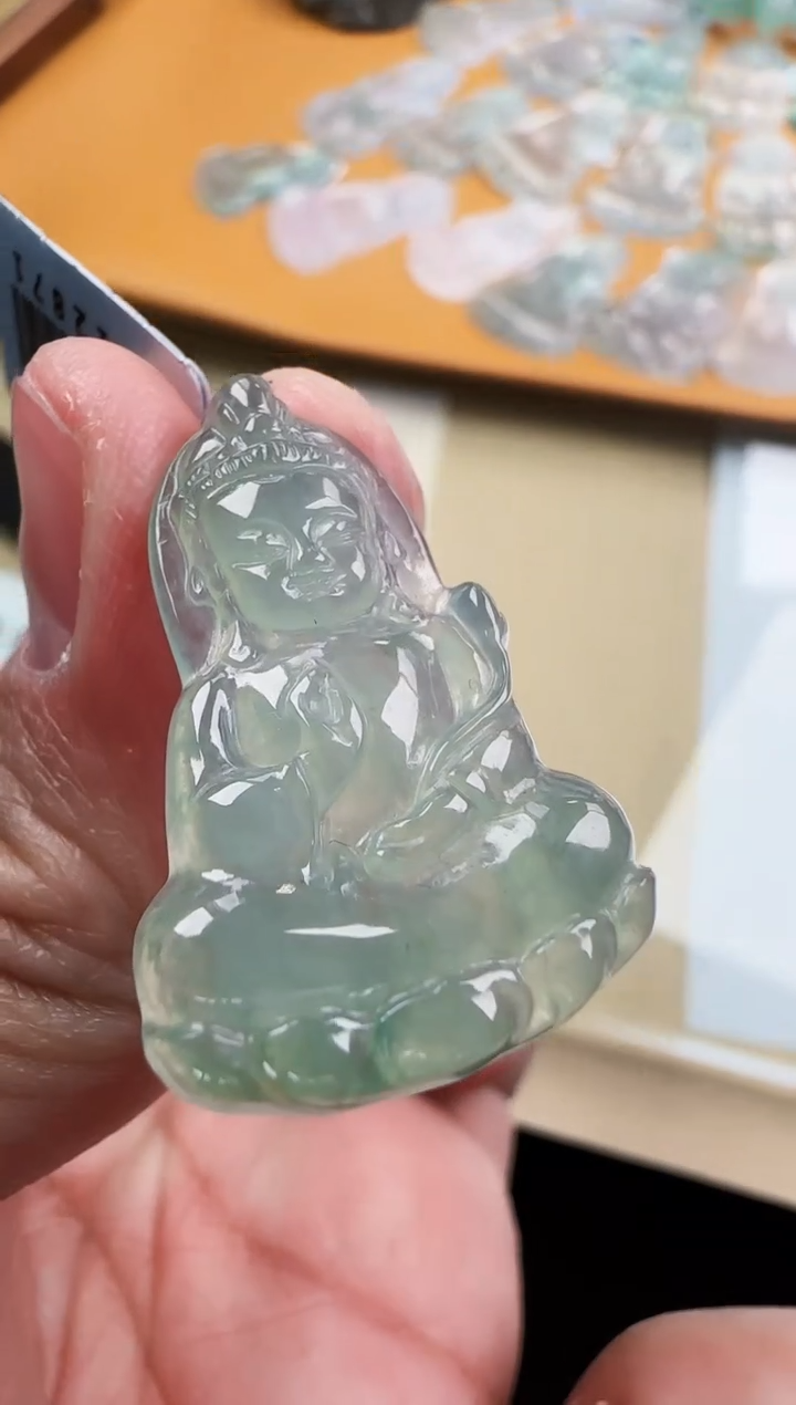 【闪购商品】翡翠颈饰未镶嵌缅甸天然翡翠