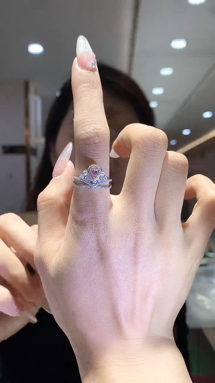 【闪购商品】钻石戒指18K金镶嵌15分粉钻戒指