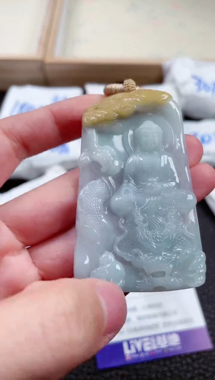 【闪购商品】翡翠颈饰未镶嵌00001300阿弥