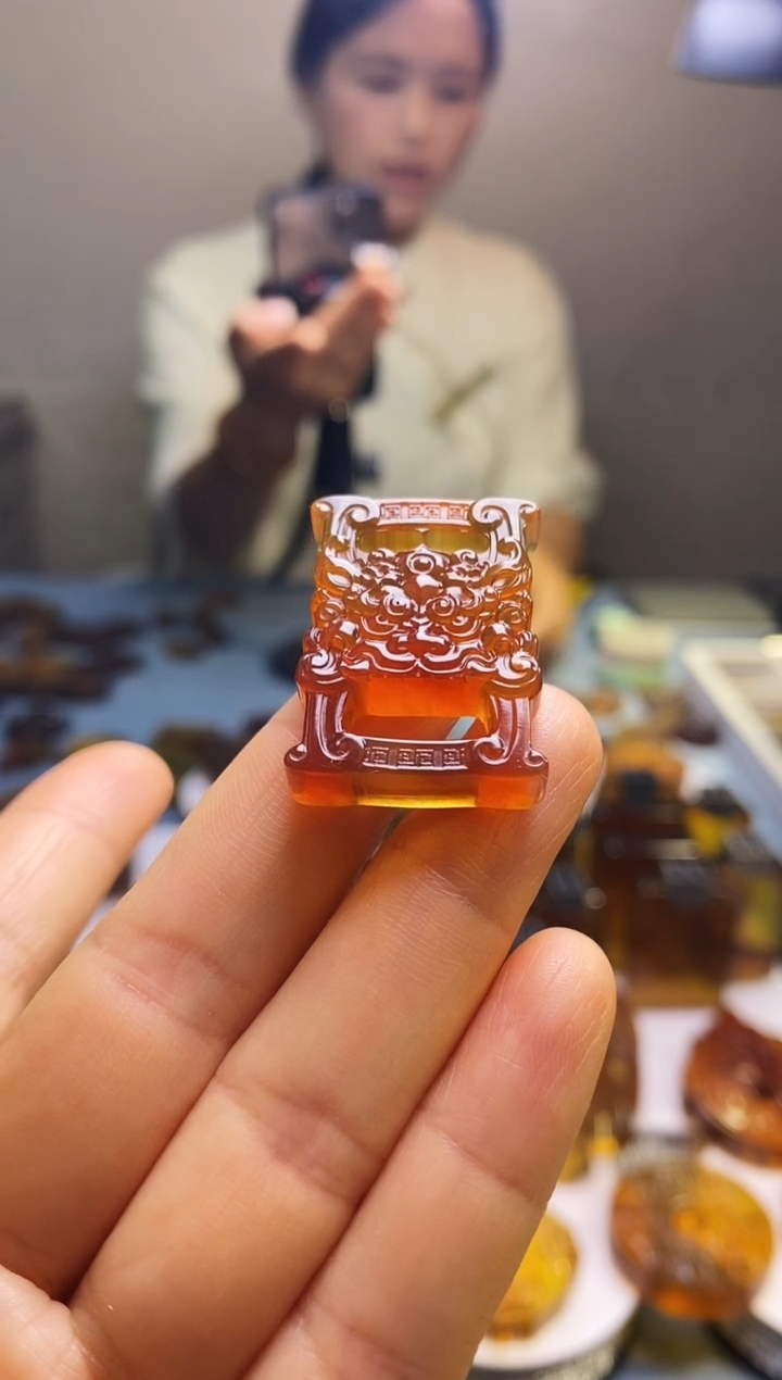 琥珀颈饰未镶嵌SN60-11（经书扣）