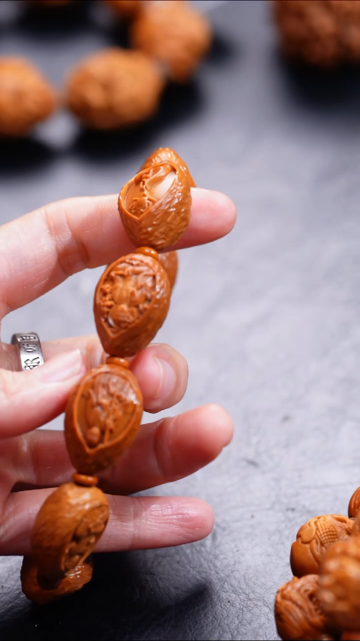 【闪购商品】橄榄核吊坠橄榄核