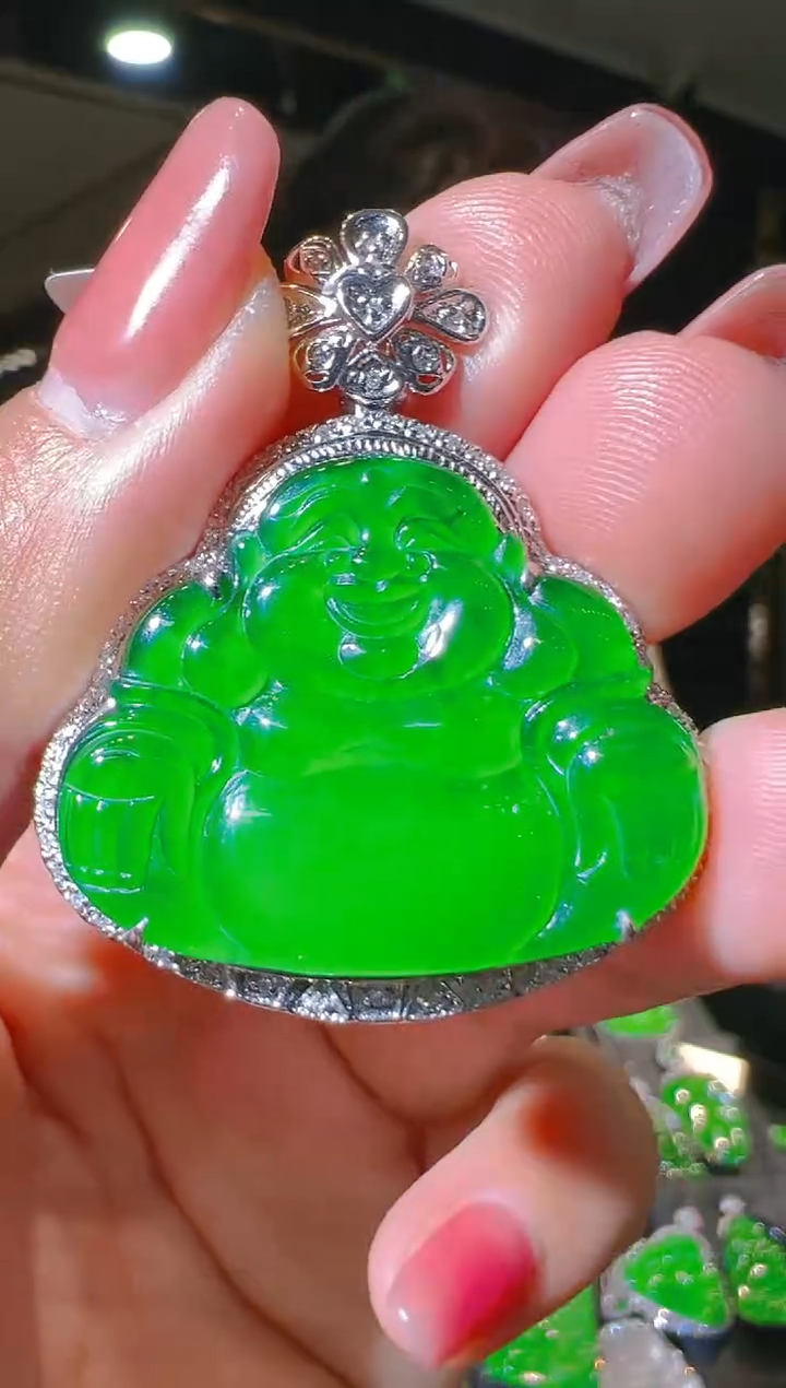 【闪购商品】翡翠吊坠(赠链)18K金镶嵌080