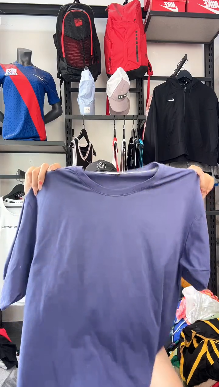 492·编码  耐克卫衣瑕疵修复以直播间过款为准 尺码·