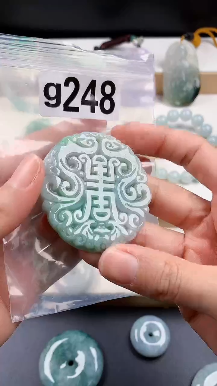 颈饰未镶嵌翡翠天然翡翠珠宝吊坠挂件