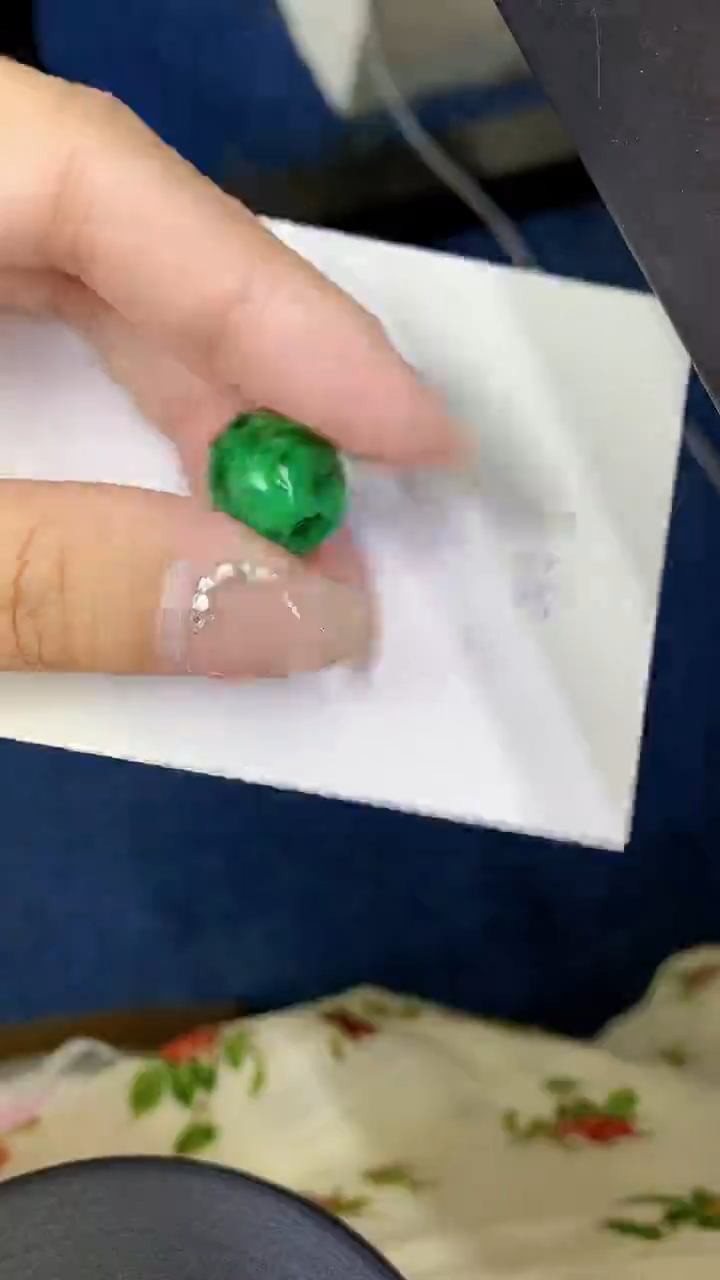 颈饰未镶嵌翡翠缅甸天然翡翠A货