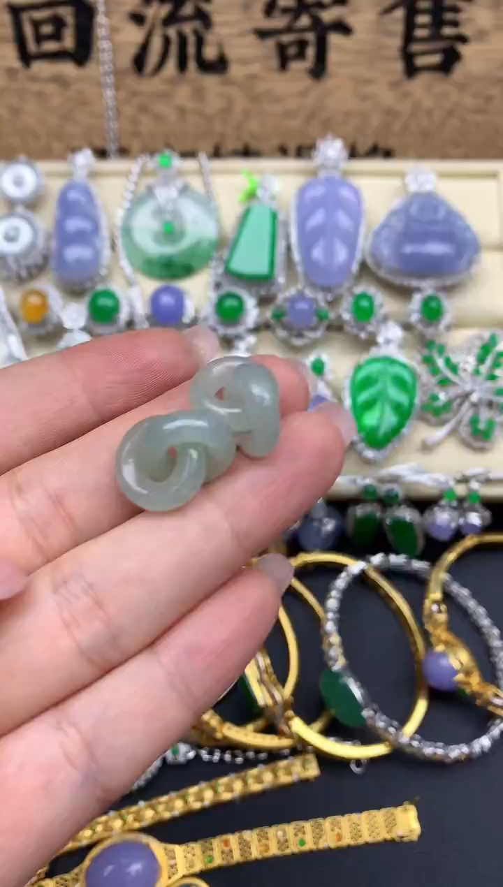 【闪购商品】翡翠耳饰未镶嵌268-中国好珍宝